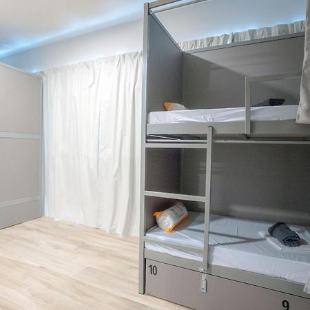 Hostel Dos Estaciones - Free Towels, Coffee & Tea, Remote Check-In Alicante Exterior photo
