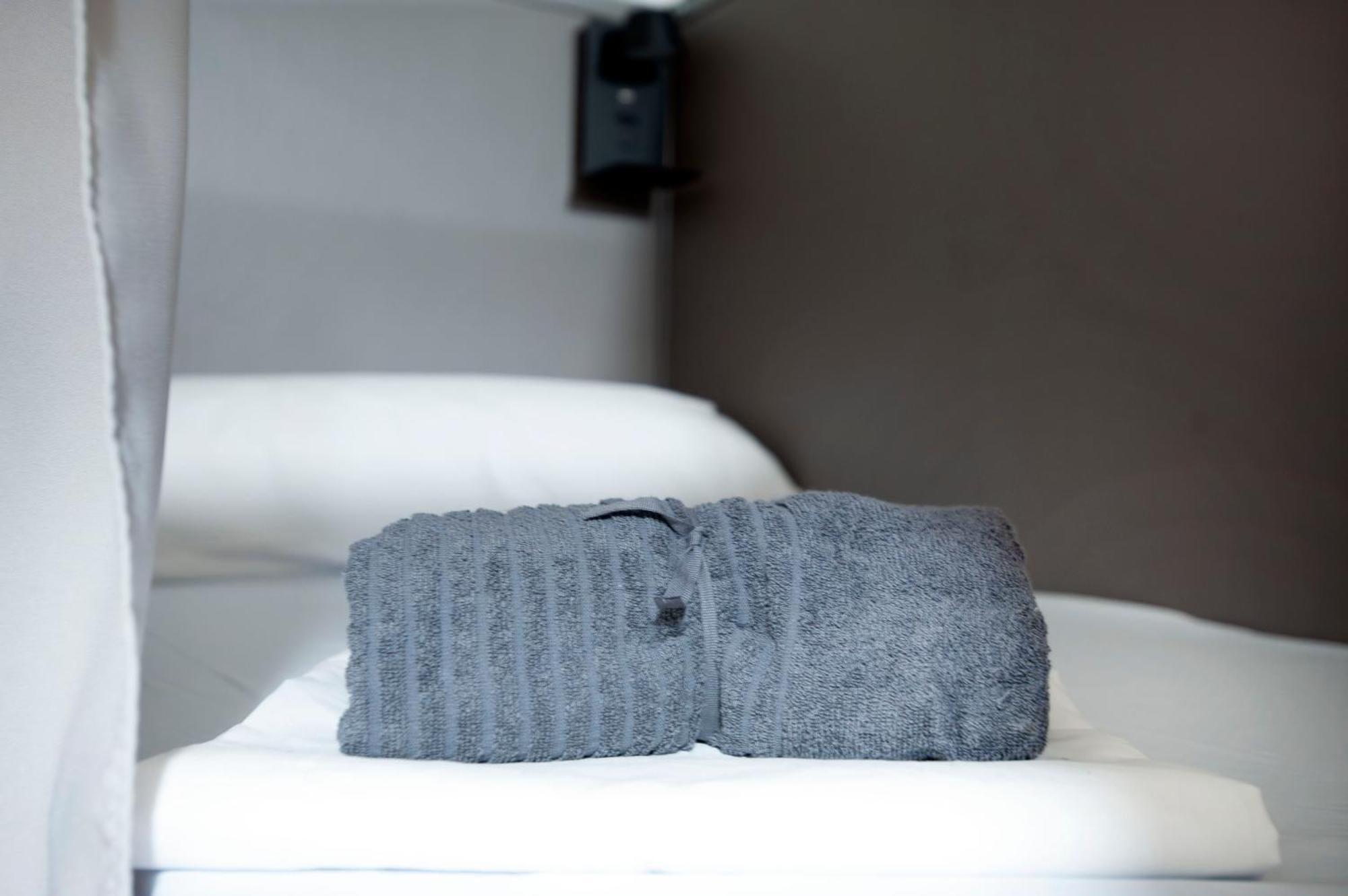 Hostel Dos Estaciones - Free Towels, Coffee & Tea, Remote Check-In Alicante Exterior photo