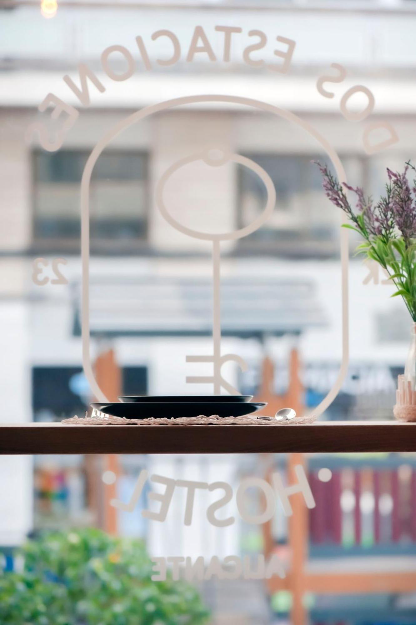Hostel Dos Estaciones - Free Towels, Coffee & Tea, Remote Check-In Alicante Exterior photo