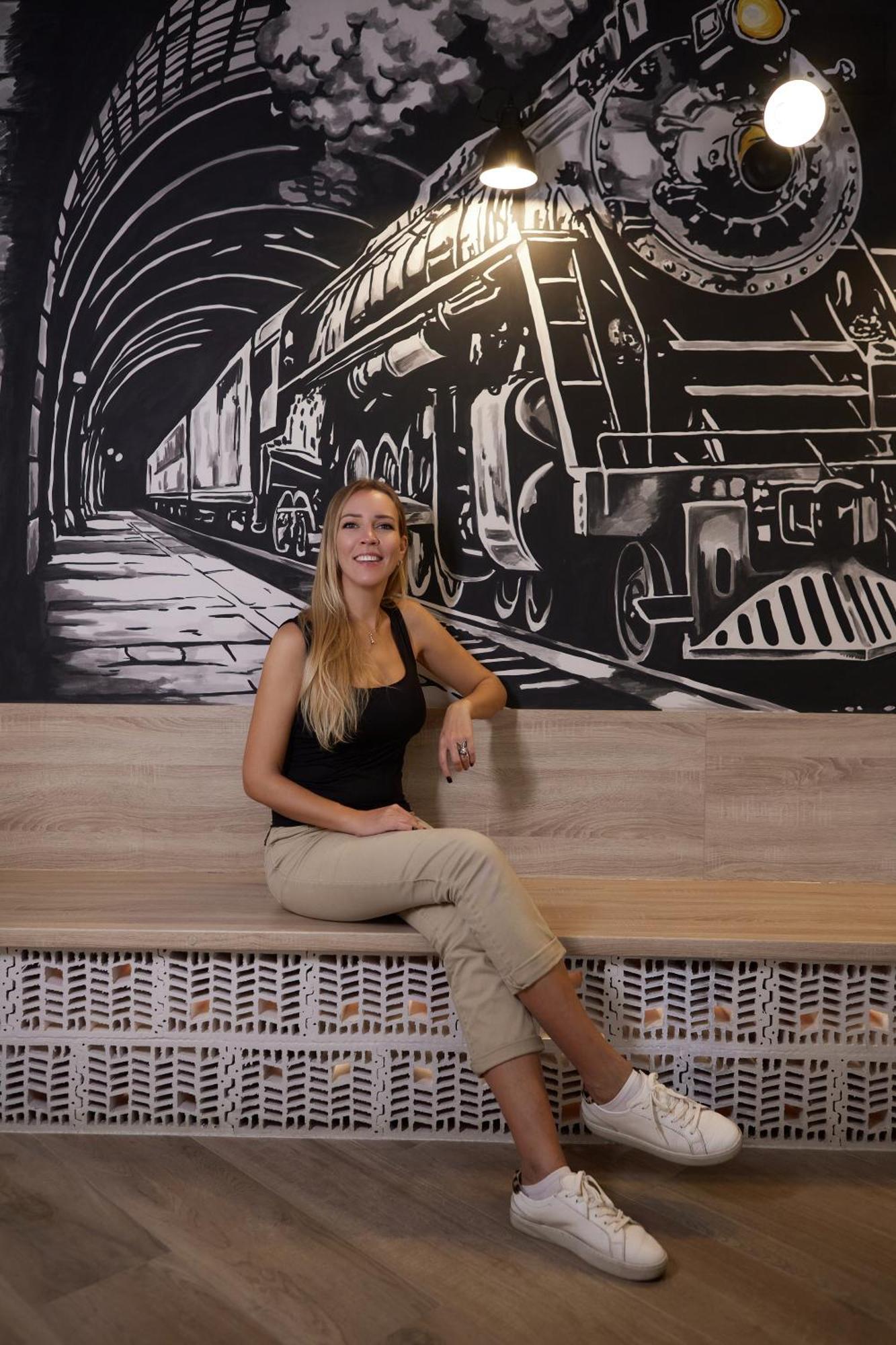 Hostel Dos Estaciones - Free Towels, Coffee & Tea, Remote Check-In Alicante Exterior photo